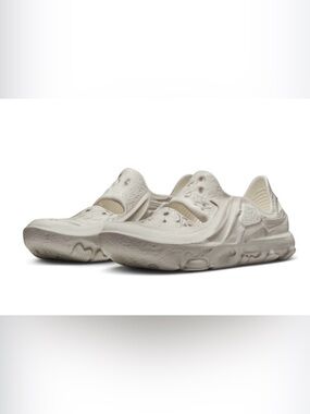 Nike ISPA Universal Size 12
